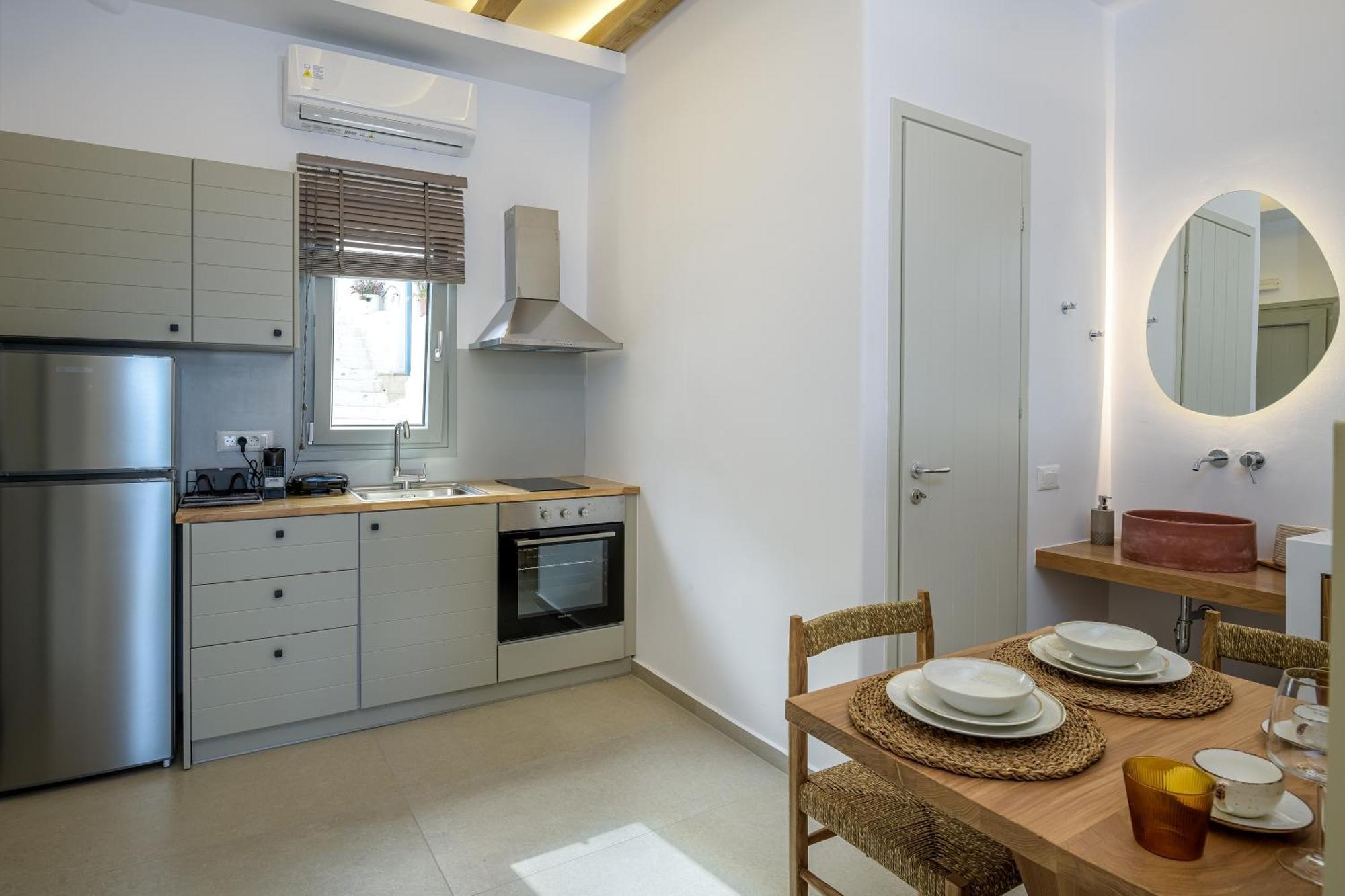 Vivere Luxury Suites Pera Gyalos Екстер'єр фото